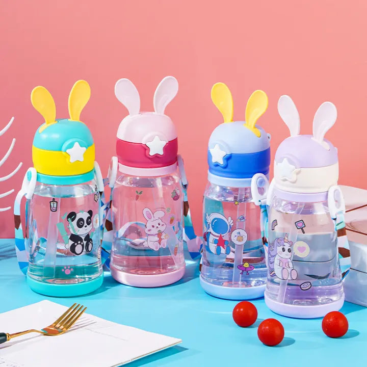 Keep Smiling Cartoon Kids Sipper Water Bottle – 600ML BPA-Free, Portable Straw Bottle for School & Outdoor!