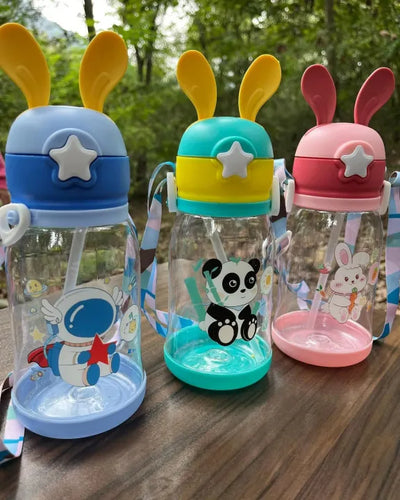 Keep Smiling Cartoon Kids Sipper Water Bottle – 600ML BPA-Free, Portable Straw Bottle for School & Outdoor!