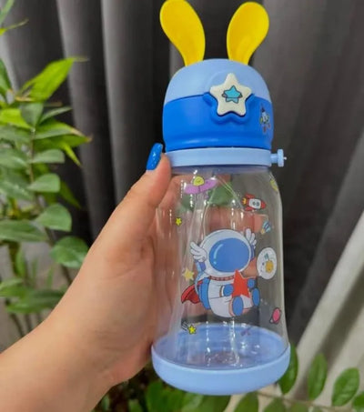 Keep Smiling Cartoon Kids Sipper Water Bottle – 600ML BPA-Free, Portable Straw Bottle for School & Outdoor!