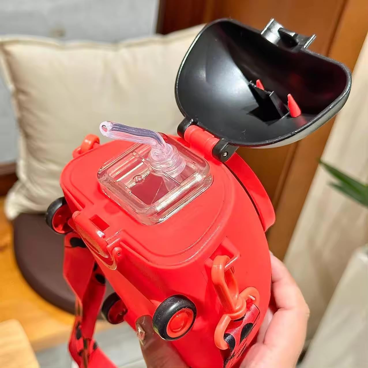Ladybug Sip Water Bottle – Imported Adorable & Leak-Proof Hydration for Kids!
