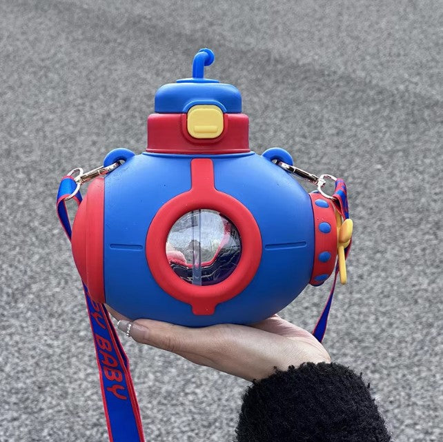 Keep Smiling Submarine-Shaped Water Bottle – 1L Cute Plastic Bottle with Straw for Kids!